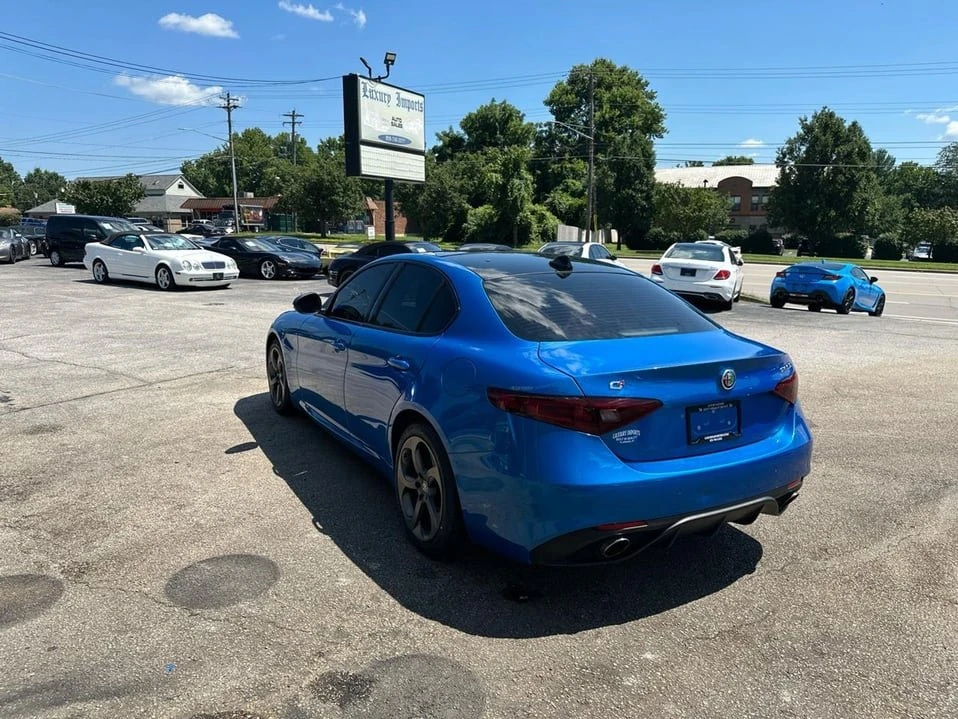 2019 Alfa Romeo Giulia - Image 5 of 20