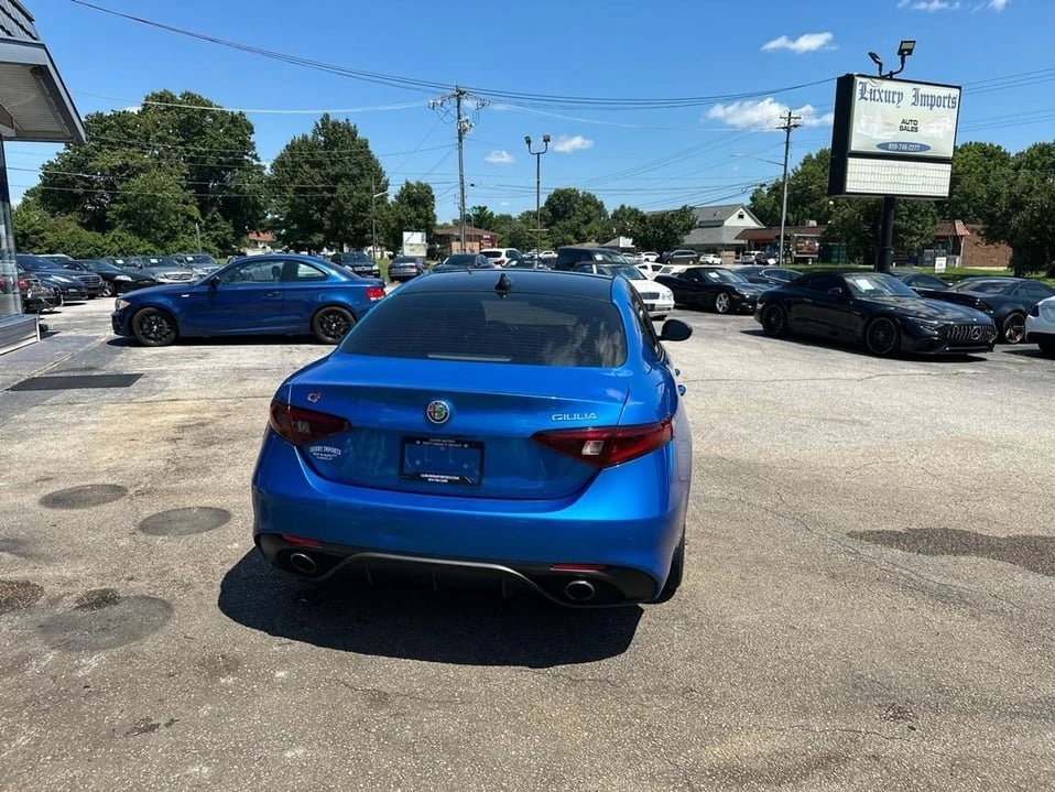 2019 Alfa Romeo Giulia - Image 4 of 20