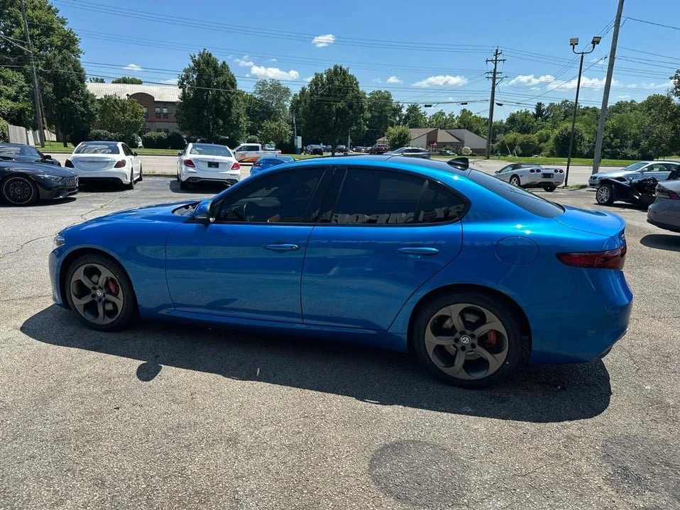 2019 Alfa Romeo Giulia - Image 6 of 20
