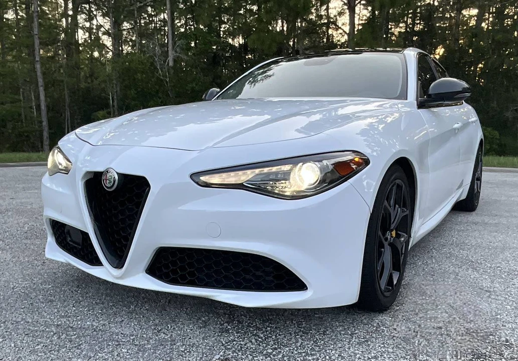 2016 Alfa Romeo Giulia - Image 8 of 24
