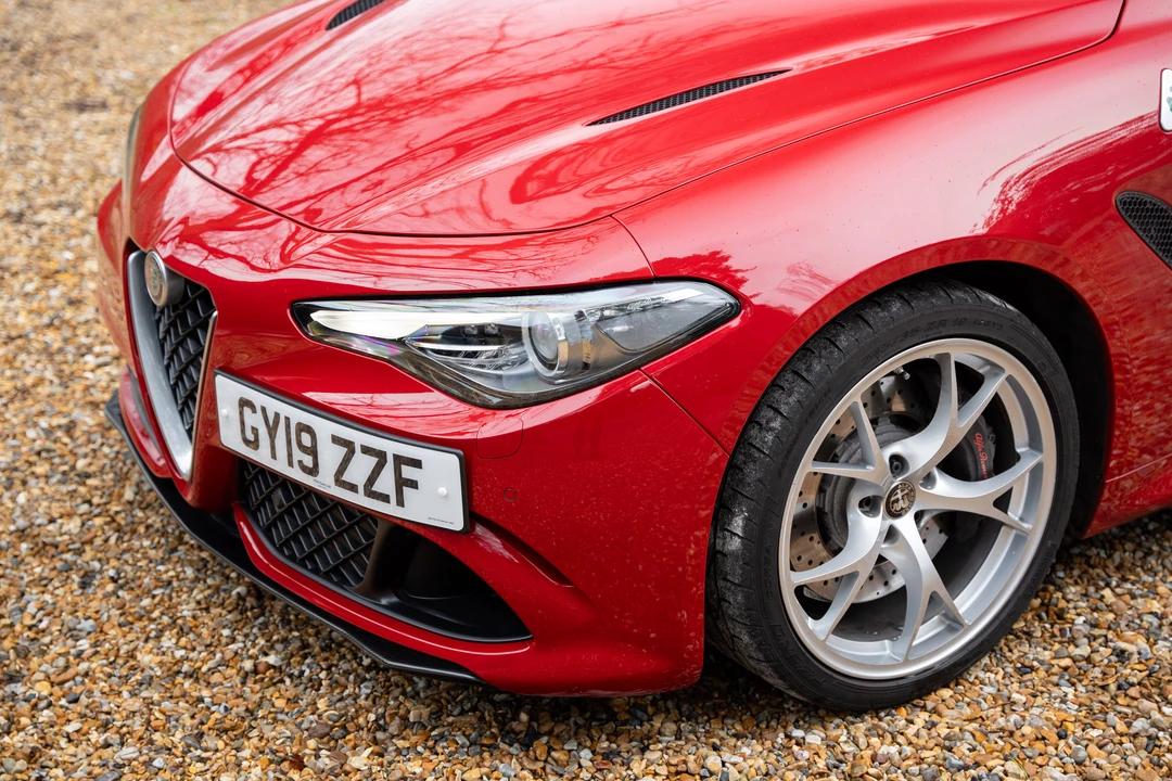 2017 Alfa Romeo Giulia Quadrifoglio - Image 22 of 31
