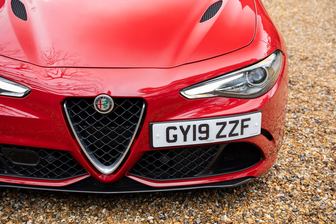 2017 Alfa Romeo Giulia Quadrifoglio - Image 25 of 31