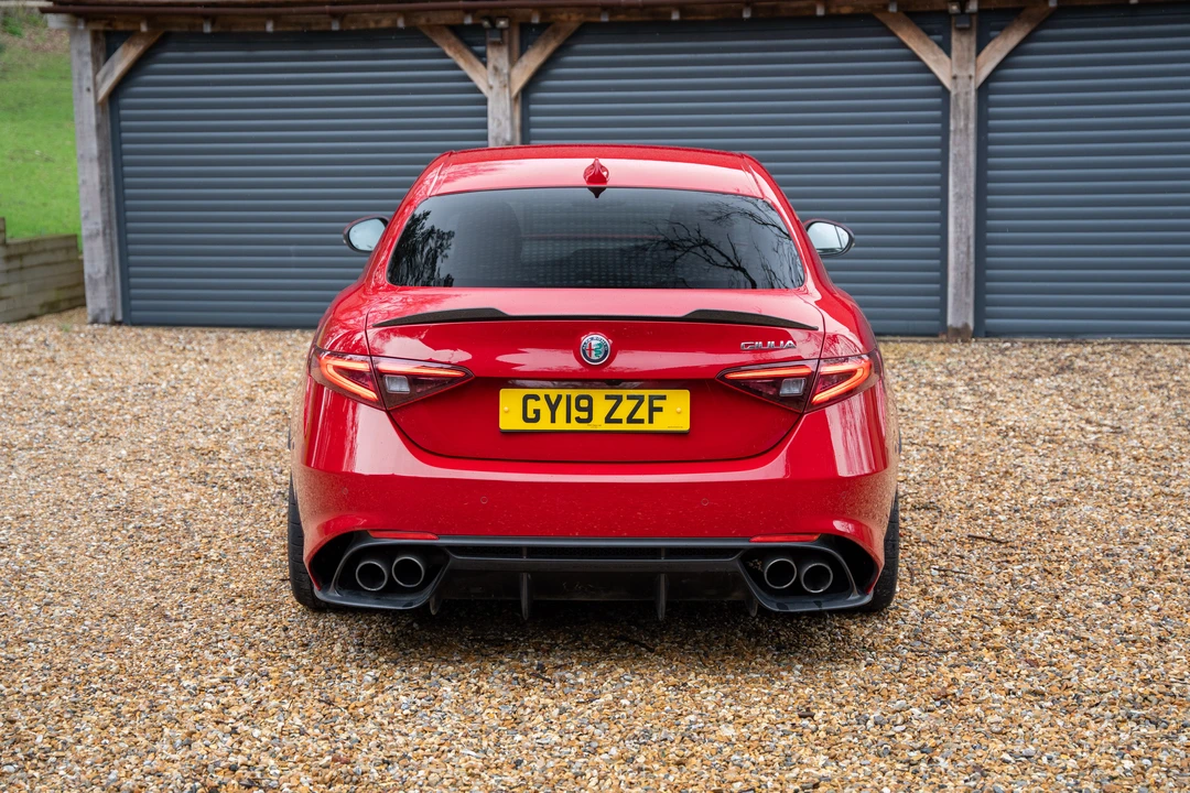 2017 Alfa Romeo Giulia Quadrifoglio - Image 6 of 31