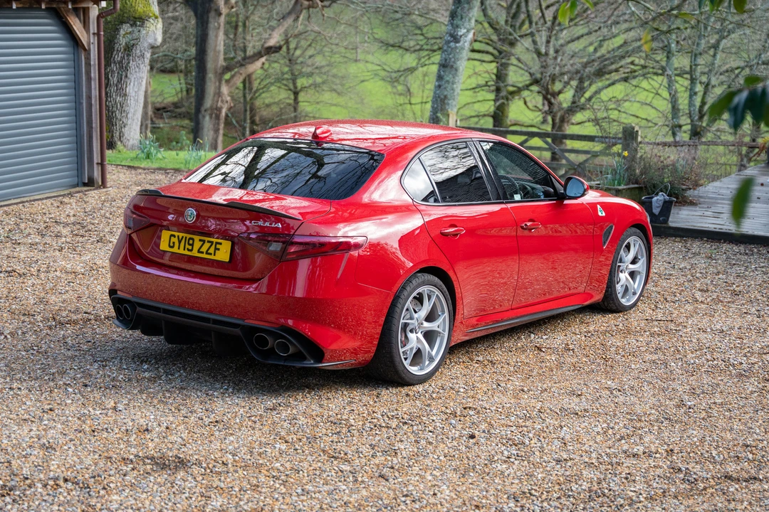 2017 Alfa Romeo Giulia Quadrifoglio - Image 15 of 31