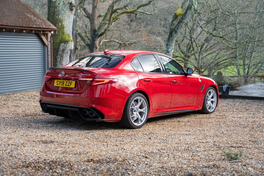 2017 Alfa Romeo Giulia Quadrifoglio - Image 7 of 31