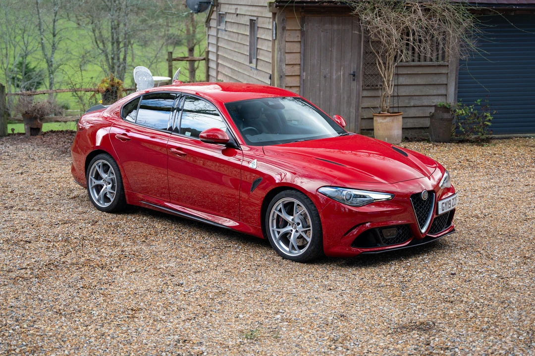 2017 Alfa Romeo Giulia Quadrifoglio - Image 9 of 31