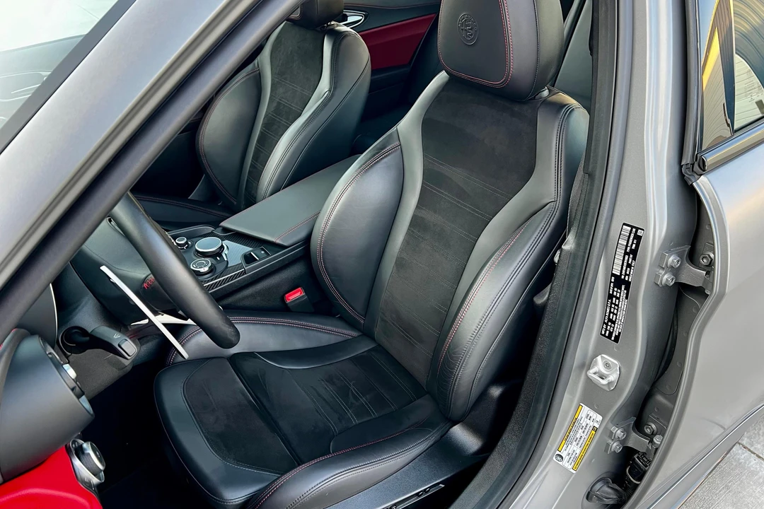 2019 Alfa Romeo Giulia Quadrifoglio - Image 28 of 28