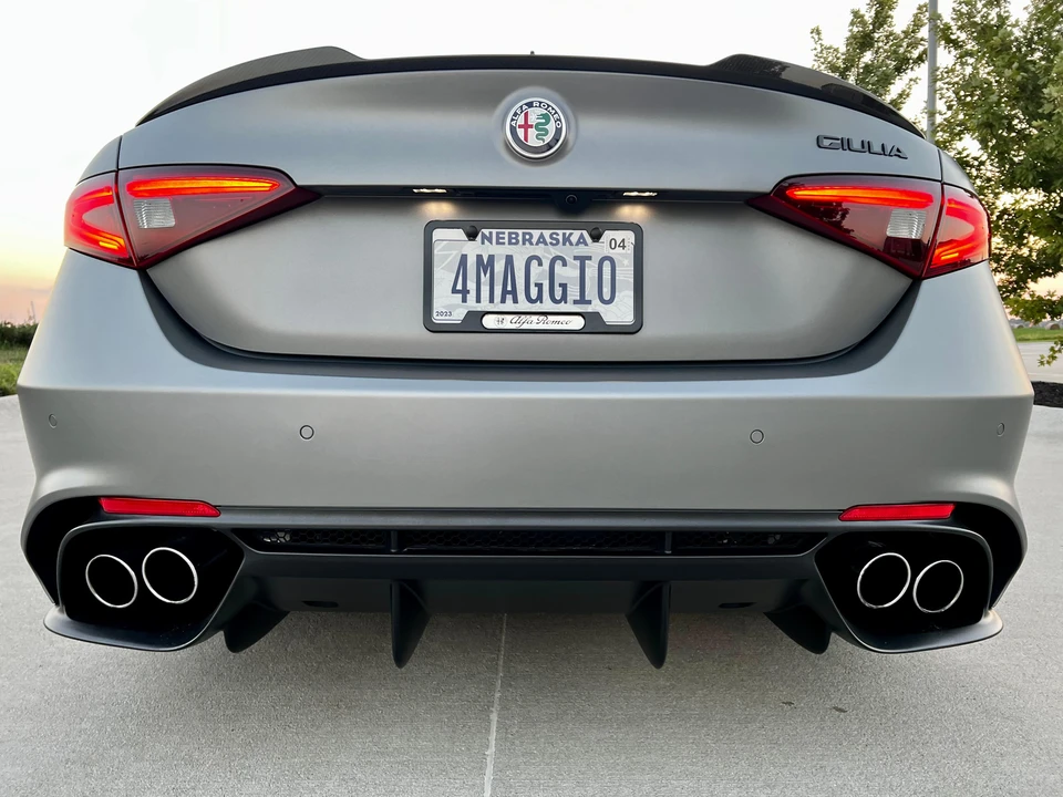 2019 Alfa Romeo Giulia Quadrifoglio - Image 8 of 28