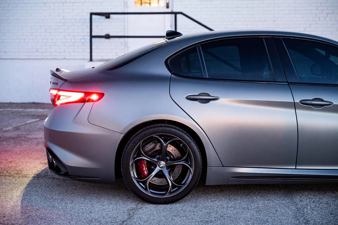 2019 Alfa Romeo Giulia Quadrifoglio - Image 28 of 31