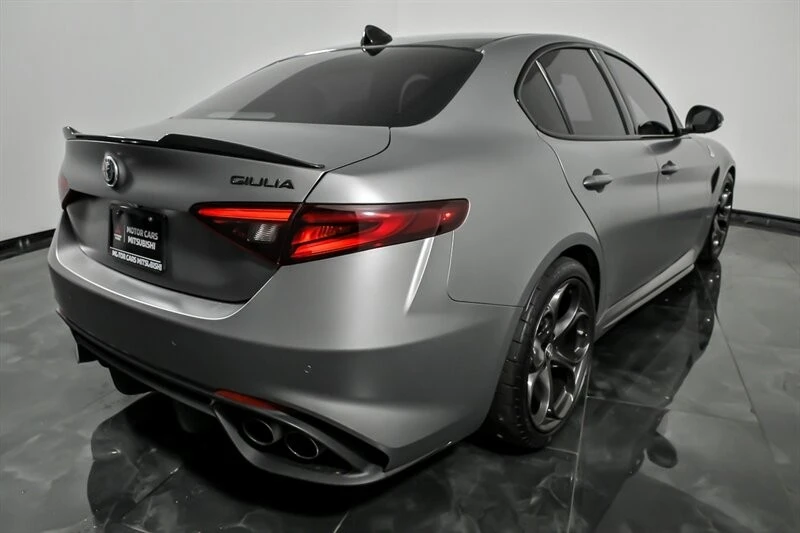 2019 Alfa Romeo - Image 10 of 30