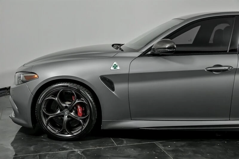 2019 Alfa Romeo - Image 6 of 30