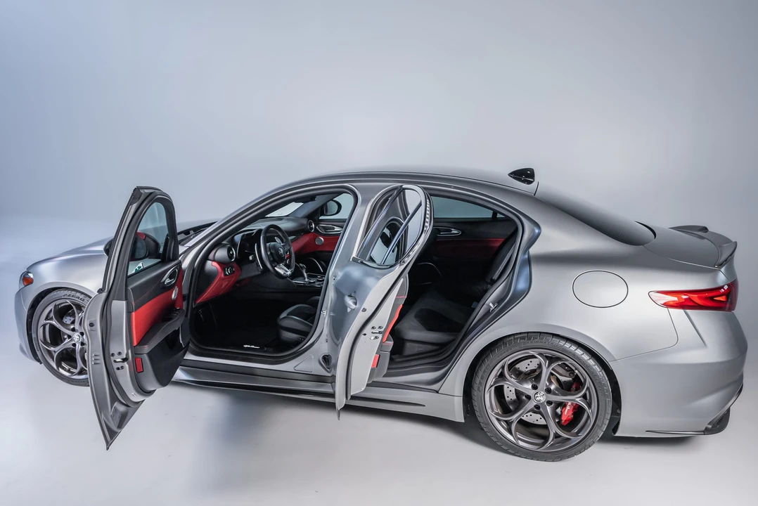 2019 Alfa Romeo Giulia Quadrifoglio - Image 29 of 31