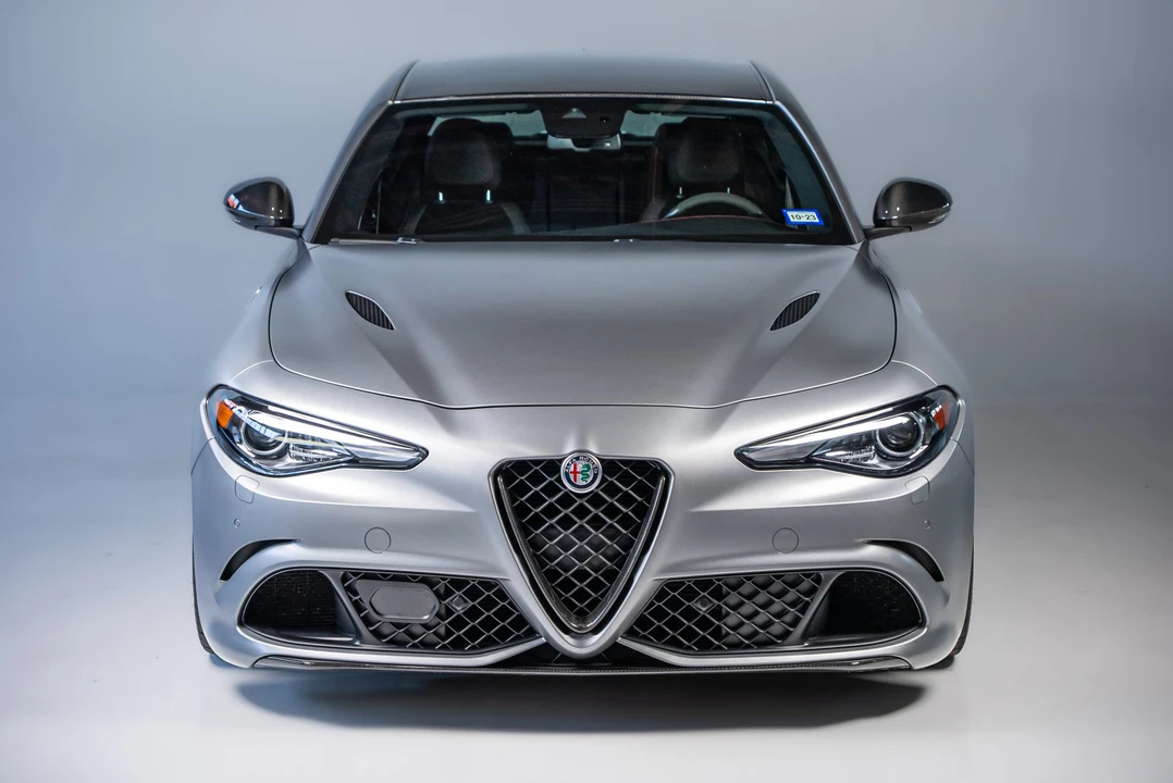 2019 Alfa Romeo Giulia Quadrifoglio - Image 4 of 31