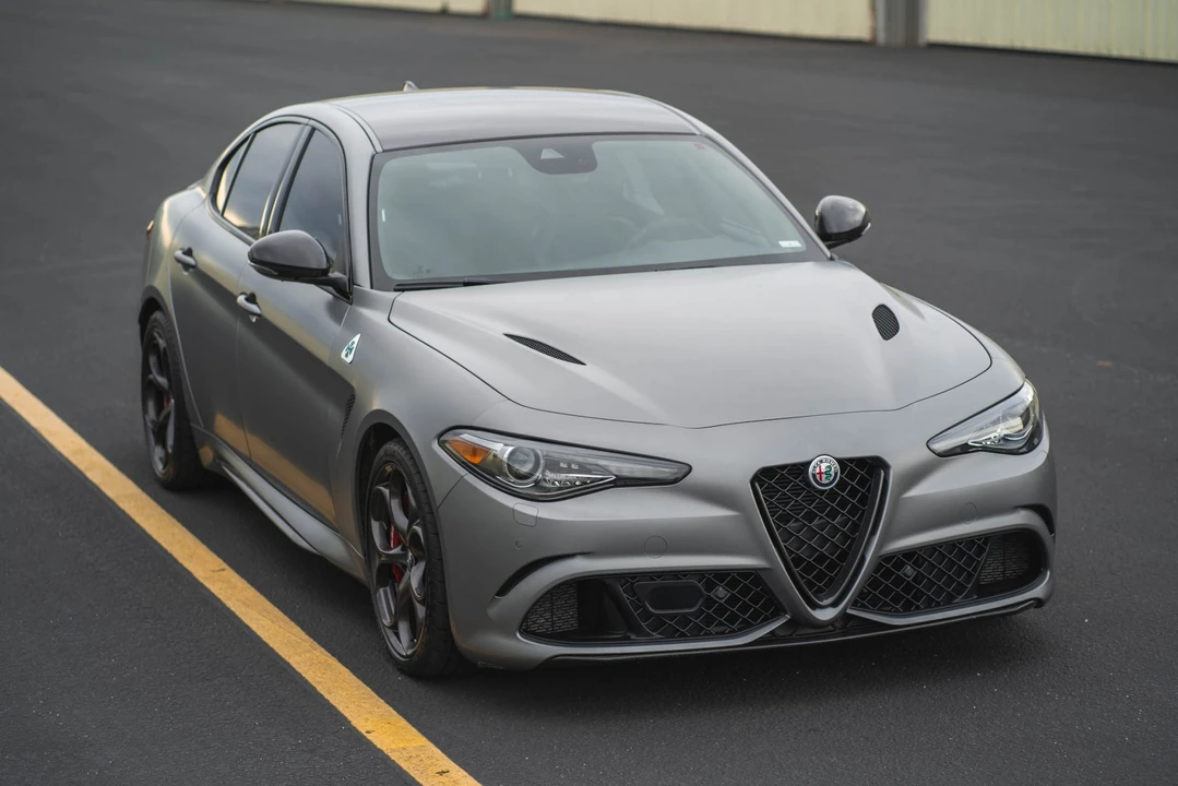 2019 Alfa Romeo Giulia Quadrifoglio - Image 13 of 31
