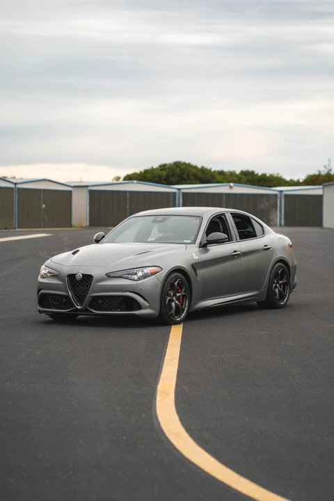 2019 Alfa Romeo Giulia Quadrifoglio - Image 4 of 31
