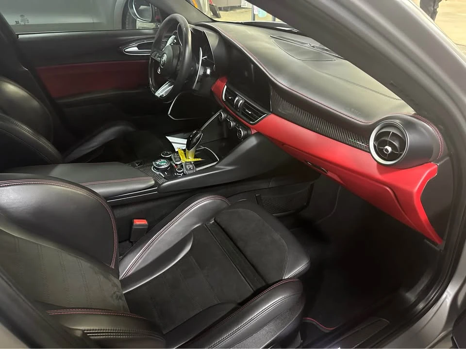 2019 Alfa Romeo Giulia Quadrifoglio - Image 10 of 13