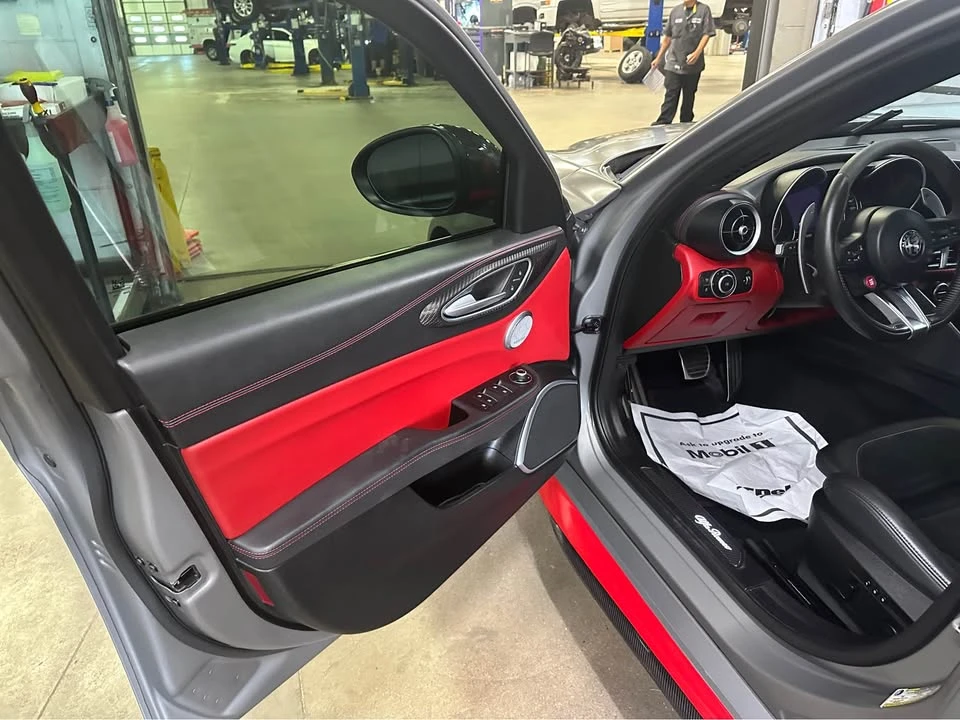 2019 Alfa Romeo Giulia Quadrifoglio - Image 7 of 13