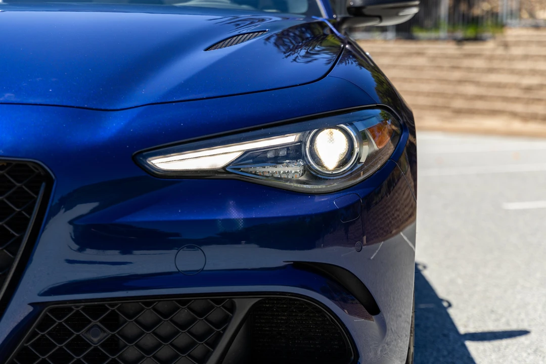 2019 Alfa Romeo Giulia Quadrifoglio - Image 19 of 31