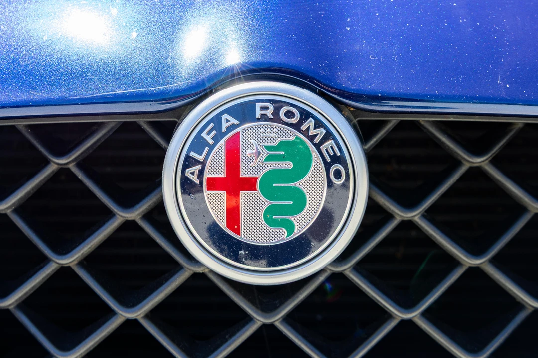 2019 Alfa Romeo Giulia Quadrifoglio - Image 16 of 31