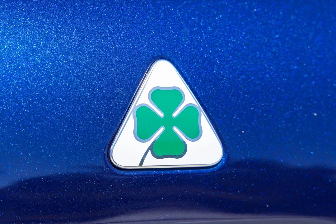 2019 Alfa Romeo Giulia Quadrifoglio - Image 20 of 31