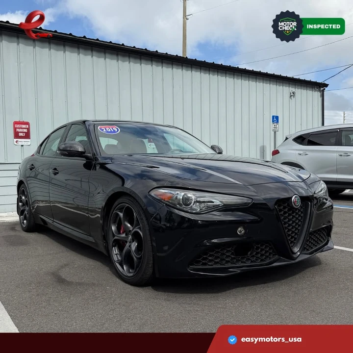 2019 Alfa Romeo Giulia - Image 3 of 15