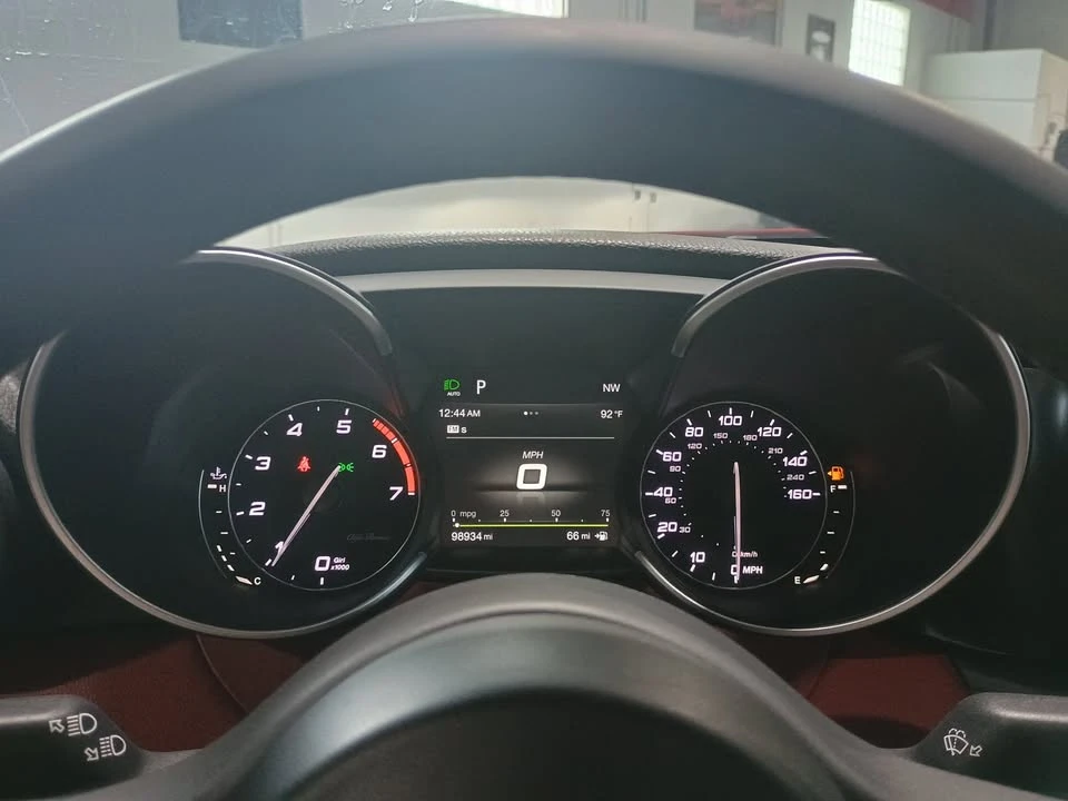 2019 Alfa Romeo Giulia - Image 12 of 20