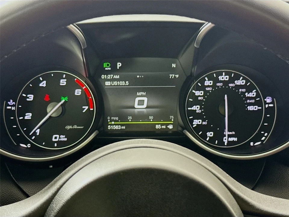 2019 Alfa Romeo Giulia - Image 12 of 21