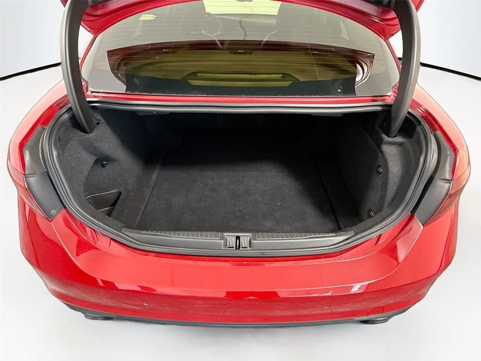 2019 Alfa Romeo Giulia - Image 4 of 22