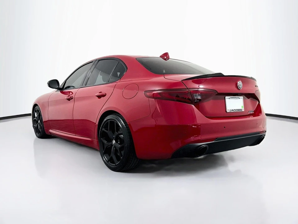 2019 Alfa Romeo Giulia - Image 3 of 31