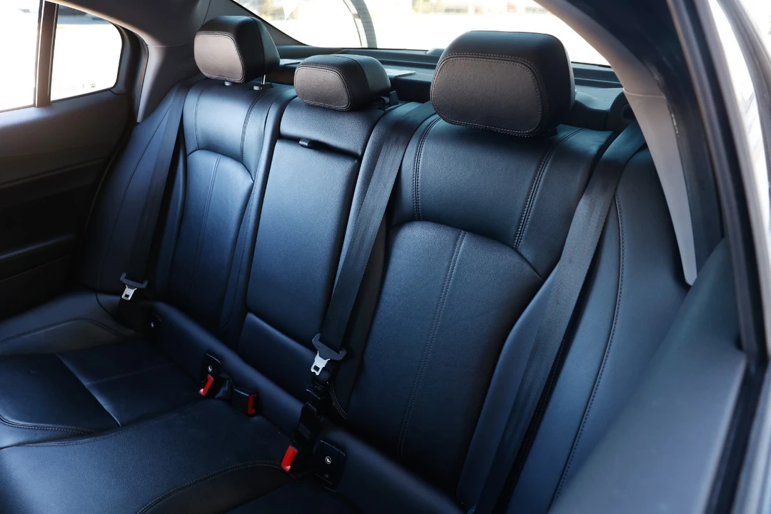 2019 Alfa Romeo Giulia - Image 8 of 12