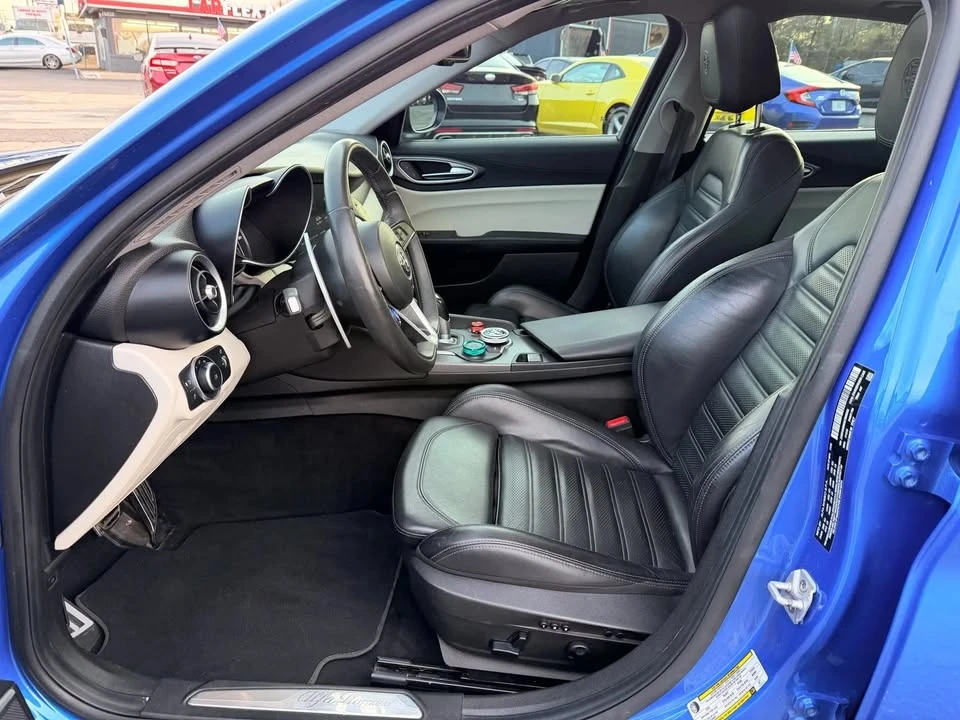 2019 Alfa Romeo Giulia - Image 20 of 20
