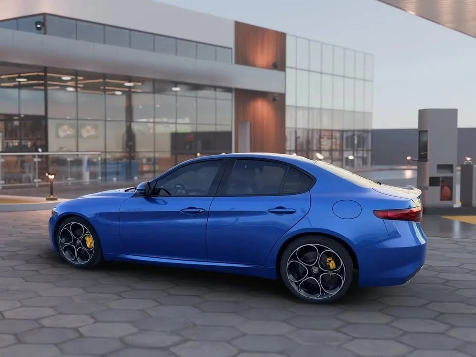 2019 Alfa Romeo Giulia - Image 10 of 20