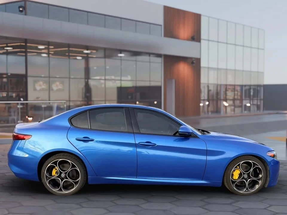 2019 Alfa Romeo Giulia - Image 3 of 20