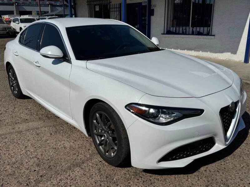 2019 Alfa Romeo Giulia - Image 7 of 9