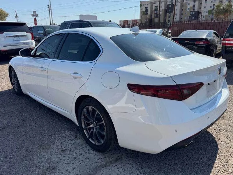 2019 Alfa Romeo Giulia - Image 3 of 9