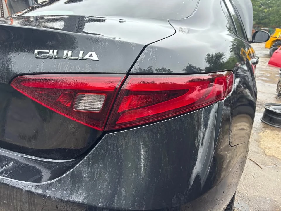 2019 Alfa Romeo Giulia - Image 3 of 12
