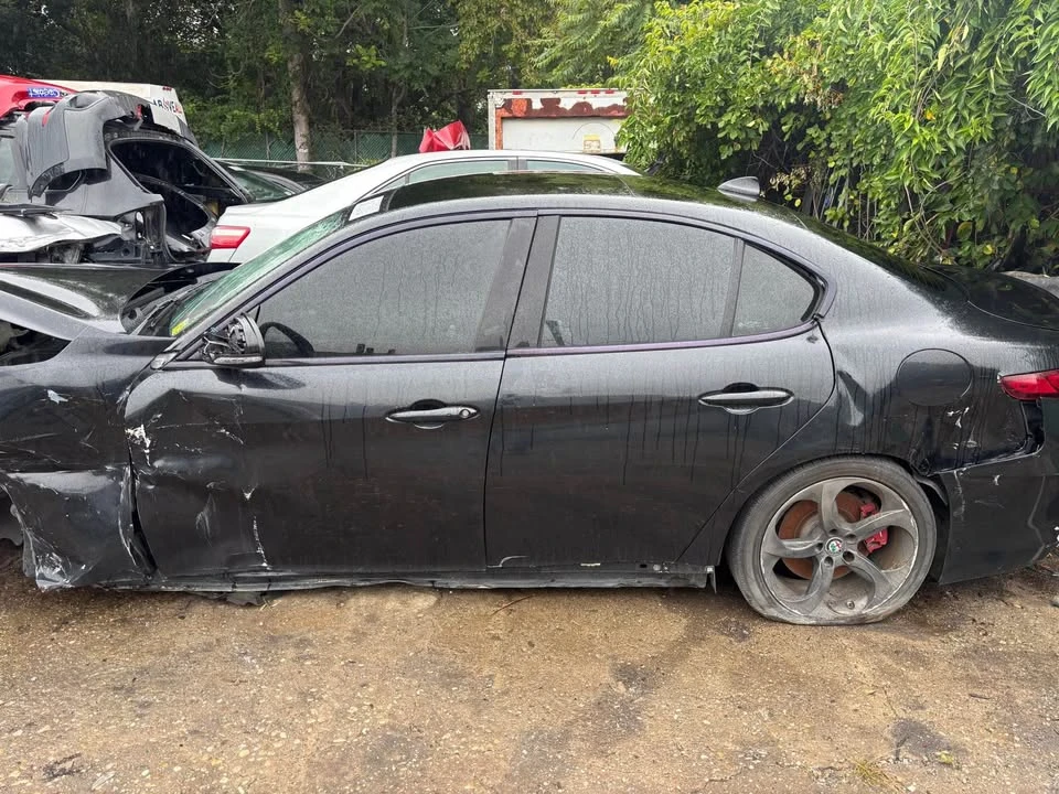 2019 Alfa Romeo Giulia - Image 10 of 12