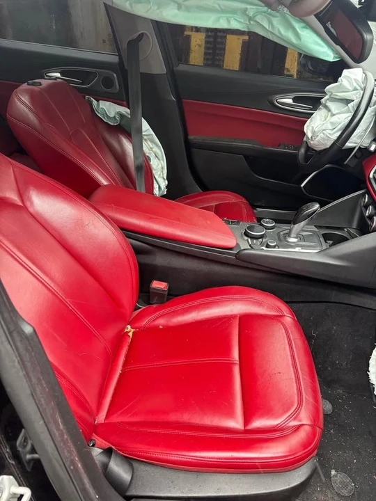 2019 Alfa Romeo Giulia - Image 5 of 12