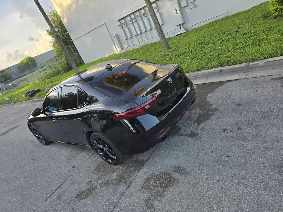 2019 Alfa Romeo Giulia - Image 6 of 11