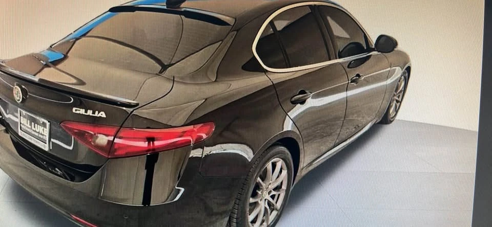 2019 Alfa Romeo Giulia - Image 4 of 8