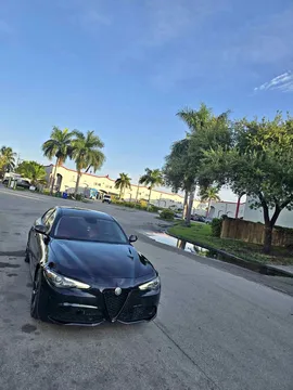 2019 Alfa Romeo Giulia Q4