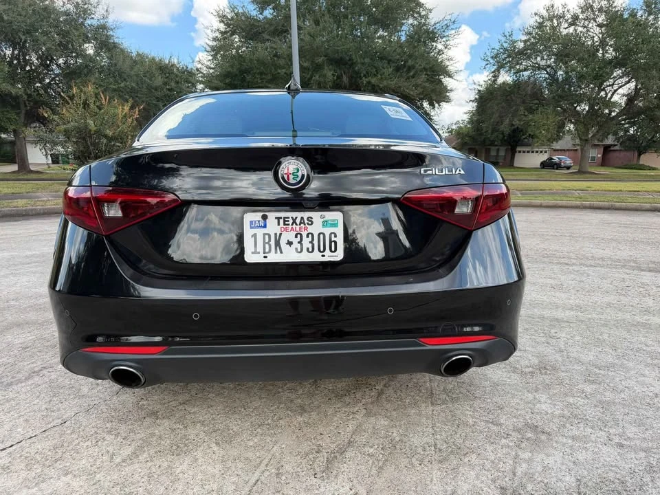 2019 Alfa Romeo Giulia - Image 3 of 20