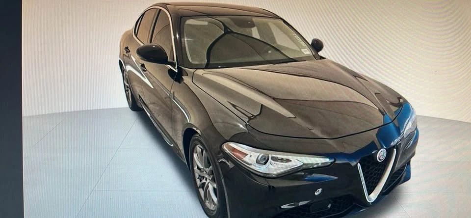 2019 Alfa Romeo Giulia - Image 3 of 8