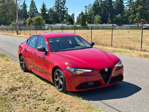 2019 Alfa Romeo Giulia Nero Edizione