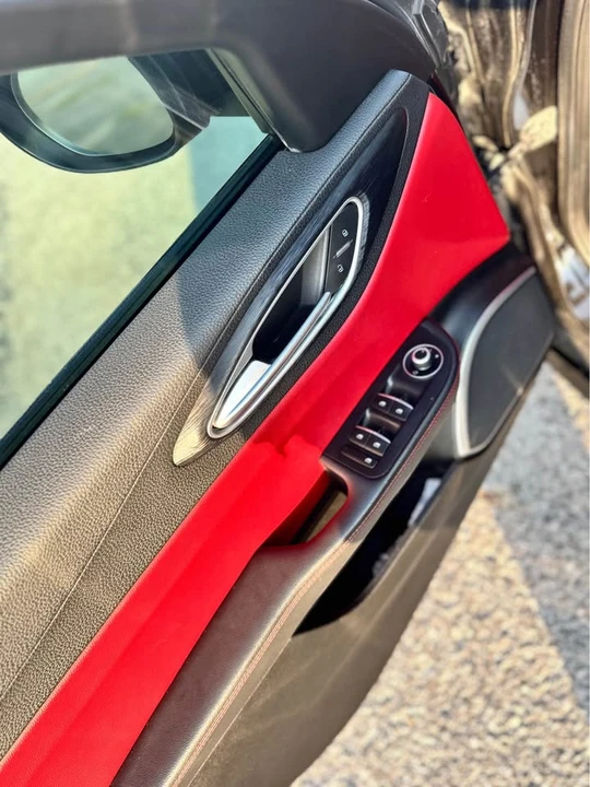 2019 Alfa Romeo Giulia - Image 4 of 8