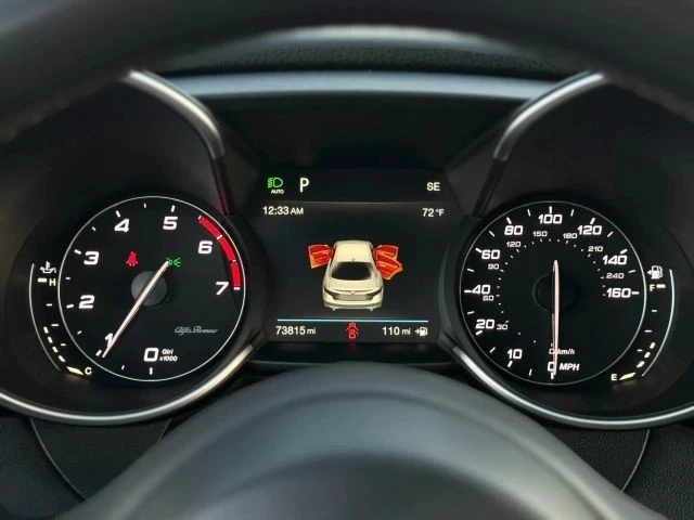 2019 Alfa Romeo Giulia - Image 18 of 21