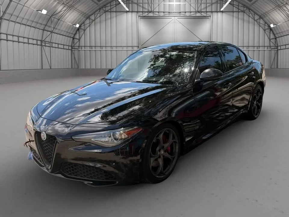 2019 Alfa Romeo Giulia - Image 3 of 14