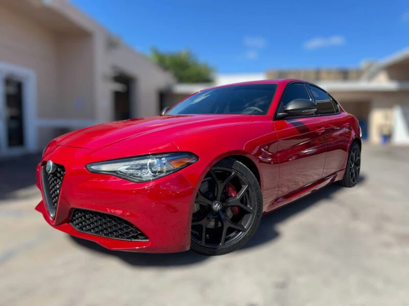 2019 Alfa Romeo Giulia - Image 2 of 15
