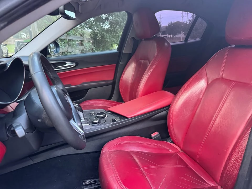 2019 Alfa Romeo Giulia - Image 10 of 18