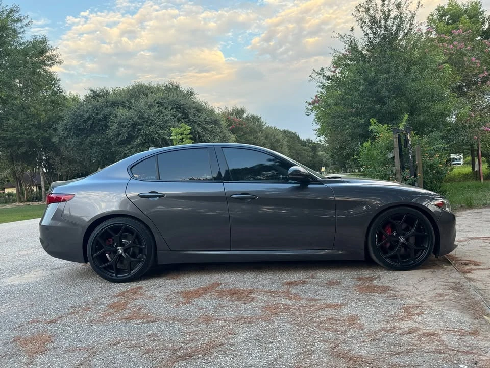 2019 Alfa Romeo Giulia - Image 6 of 18